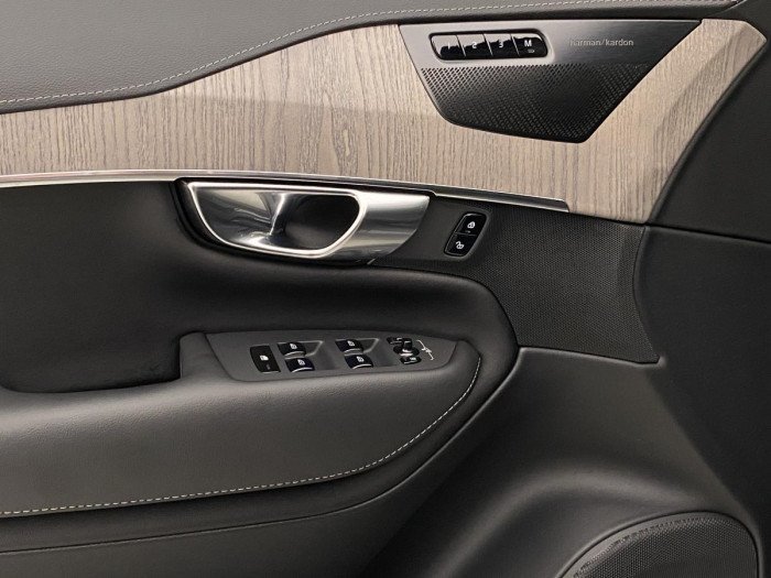 Volvo XC90 B5 AWD INSCRIPTION REZERVACE