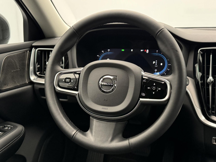 Volvo V60 CC B5 AWD PLUS AUT 1.maj.