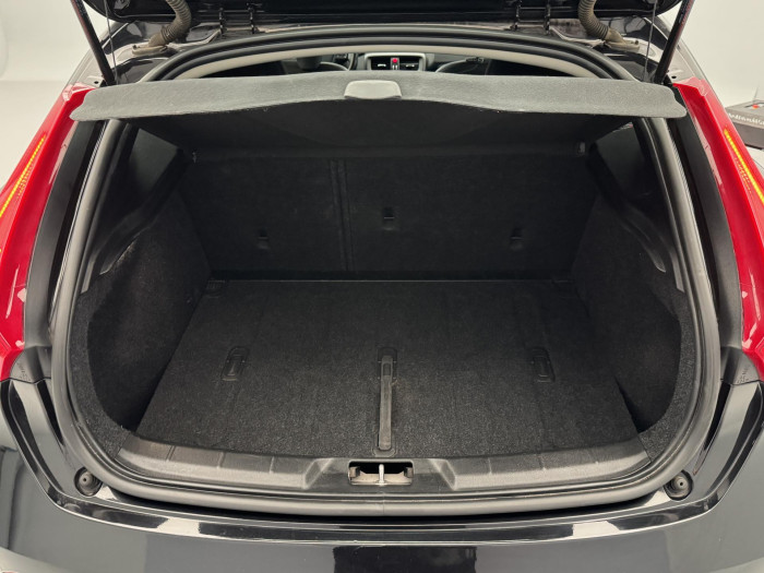 Volvo V40 D2 BLACK EDITION 2.0 d Edition