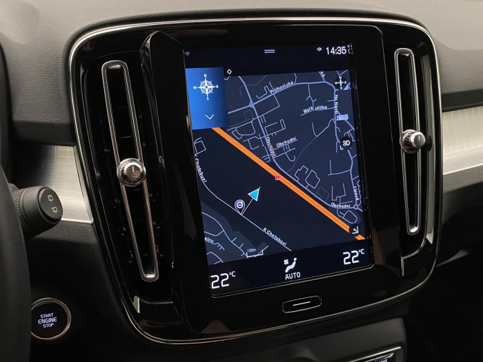 Volvo XC40 T3 MOMENTUM PRO AUT 1.maj 1.5 Momentum