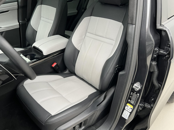 Land Rover Range Rover Evoque P300 HST AWD AUT CZ