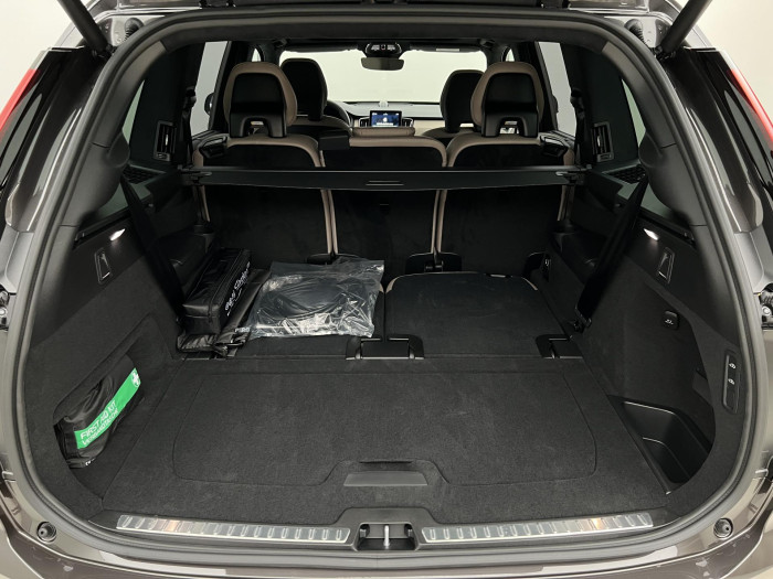 Volvo XC90 T8 AWD RECHARGE DARK ULTRA AUT
