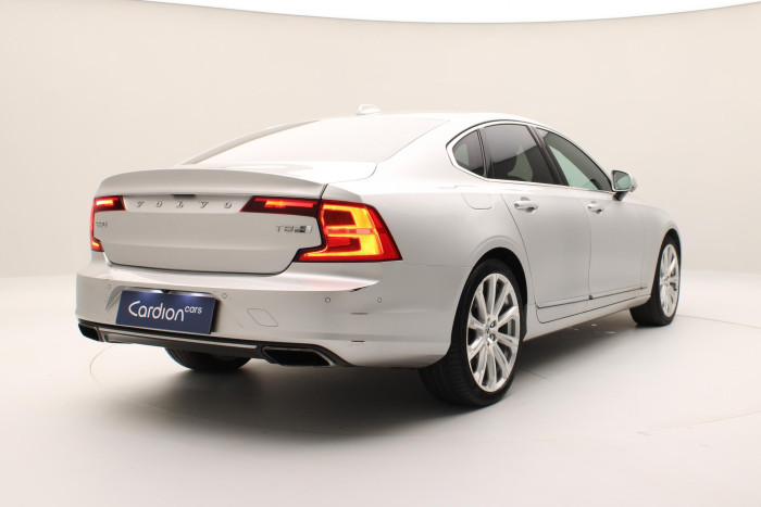 Volvo S90 T8 TWIN ENGINE INSCRIPTION