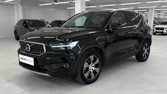 Volvo XC40 D3 INSCRIPTION REZERVACE 2.0 d
