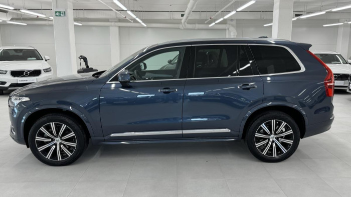 Volvo XC90 B5 AWD PLUS BRIGHT REZERVACE