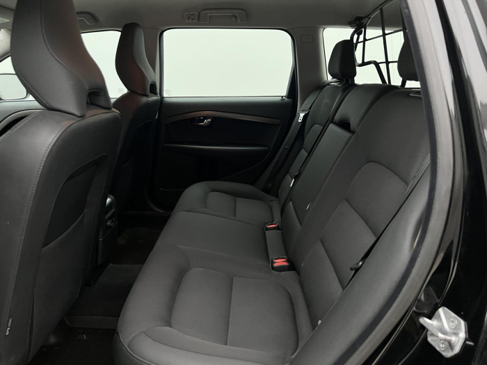 Volvo XC70 D4 AWD MOMENTUM AUT 2.4 d Momentum