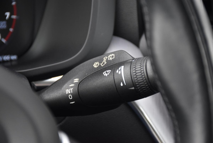 Volvo XC60 B5 AWD MOMENTUM AUT REZERVACE 2.0 Momentum