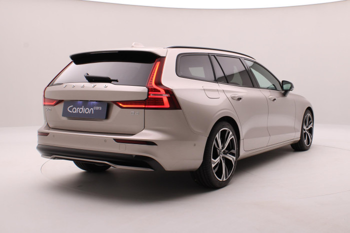 Volvo V60 B4 AUT DARK PLUS