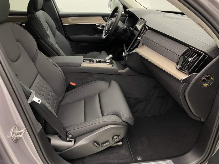 Volvo XC90 B5 AWD AUT BRIGHT PLUS 7míst