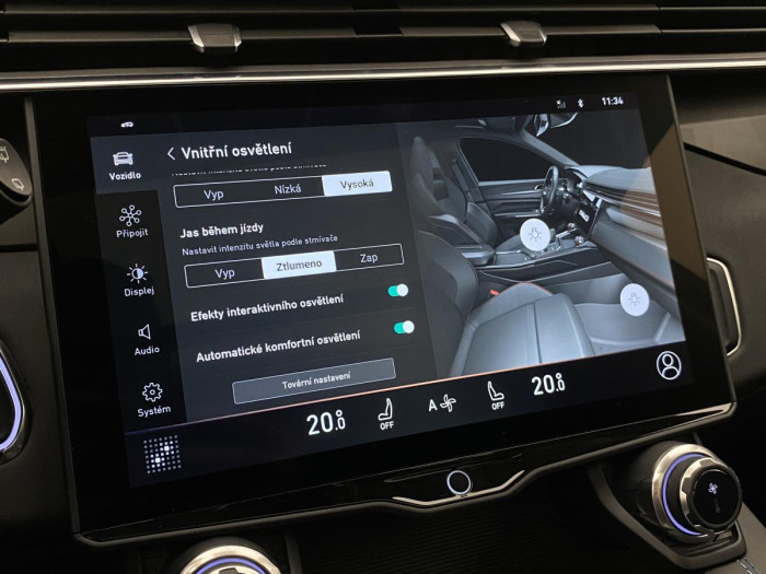 Lynk & Co 01 PHEV DCT AUT 1.maj.