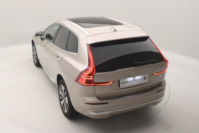 Volvo XC60 T6 AWD AT RECHARGE BRIGHT PLUS 2.0 AT Plus