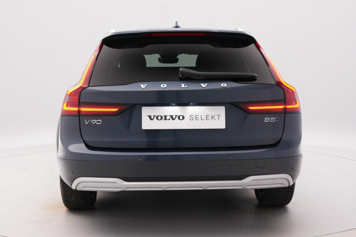 Volvo V90 CC B5 AWD ULTIMATE 1.maj. 2.0 CC CC