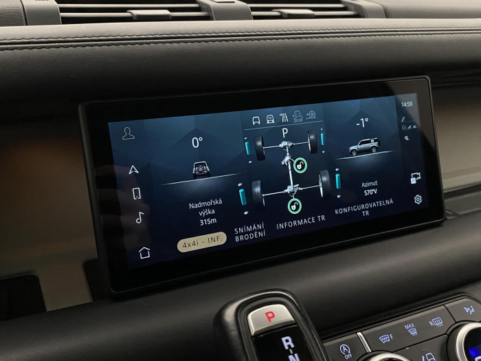 Land Rover Defender 110 P400 HSE AWD REZERVACE