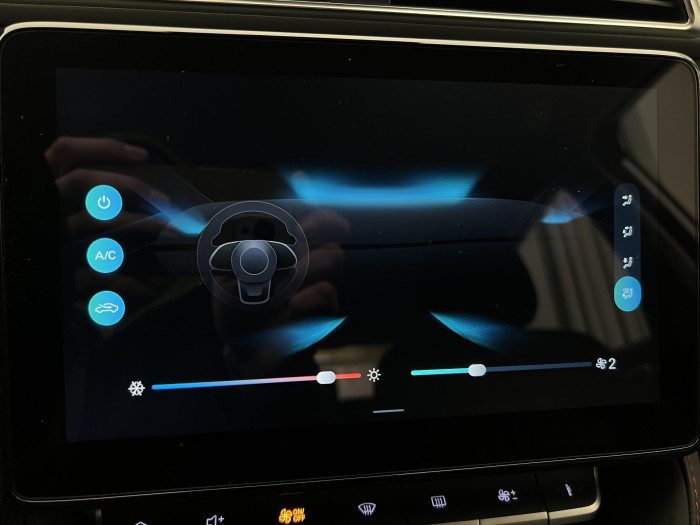 MG ZS 1.5 ESSENTIAL PLUS CZ