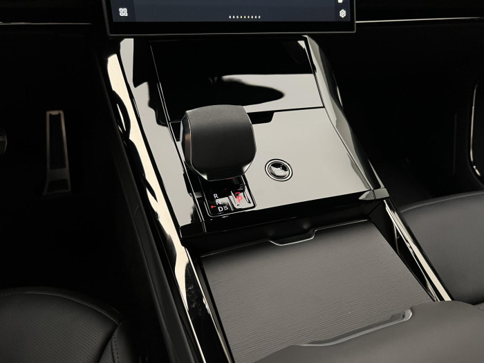 Land Rover Range Rover Sport D300 DYNAMIC SE AWD Aut 3.0 d Dynamic SE