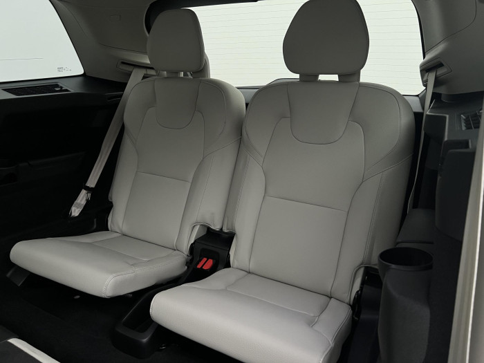 Volvo XC90 B6 AWD PLUS BRIGHT 7MÍST CZ