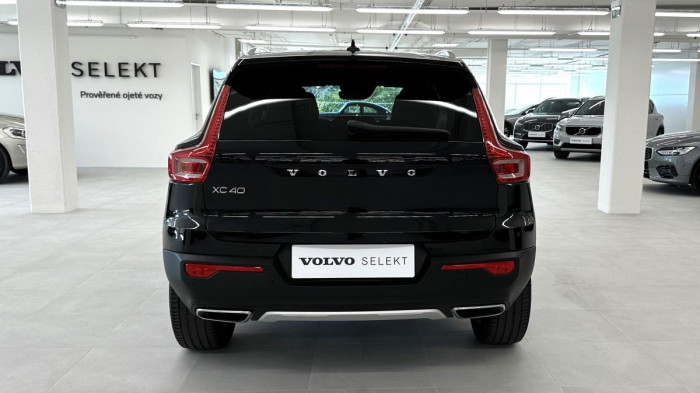 Volvo XC40 D3 INSCRIPTION REZERVACE 2.0 d