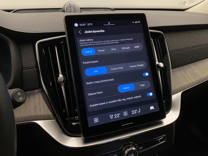 Volvo XC90 T8 AWD RECHARGE DARK ULTRA