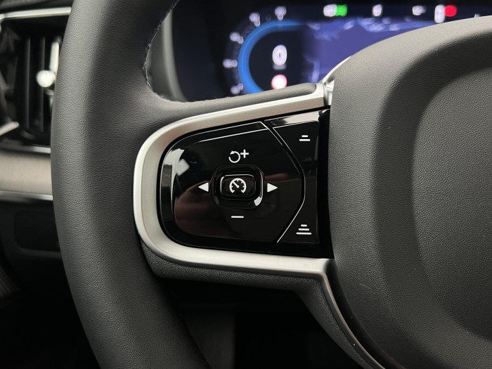 Volvo XC90 T8 AWD RECHARGE ULTRA DARK AUT