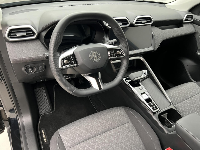 MG ZS 1.5 EMOTION HYBRID+ AUT CZ