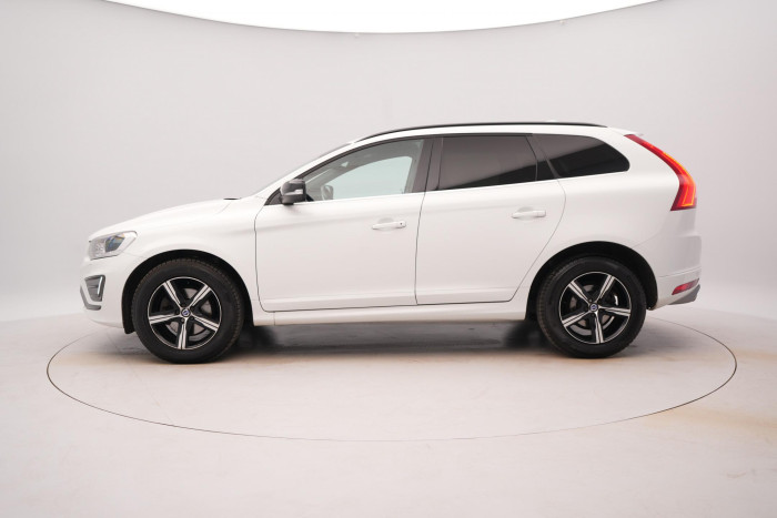 Volvo XC60 D3 R-DESIGN NEZ.TOPENÍ 2.0 d