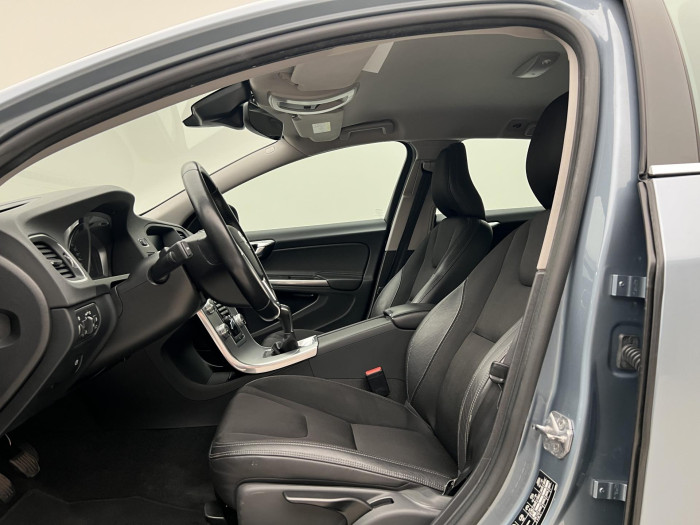Volvo V60 D2 MOMENTUM 2.0 d Momentum