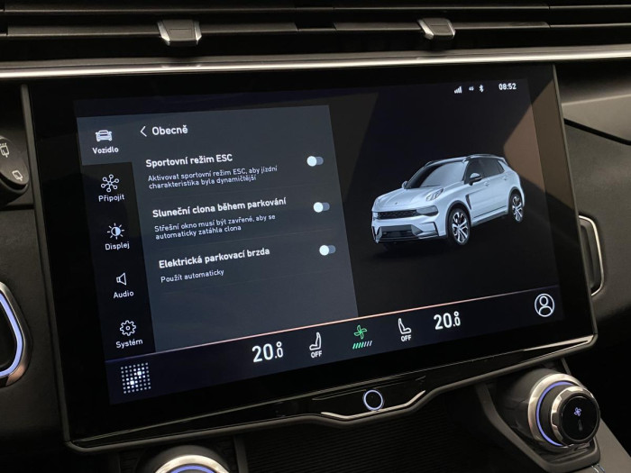 Lynk & Co 01 PHEV DCT AUT 1.maj. REZERVACE