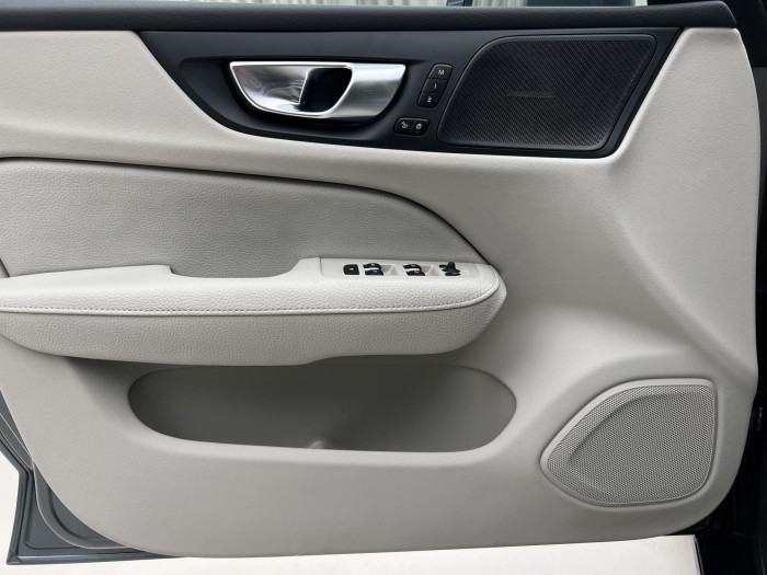 Volvo S60 B3 INSCRIPTION AUT CZ