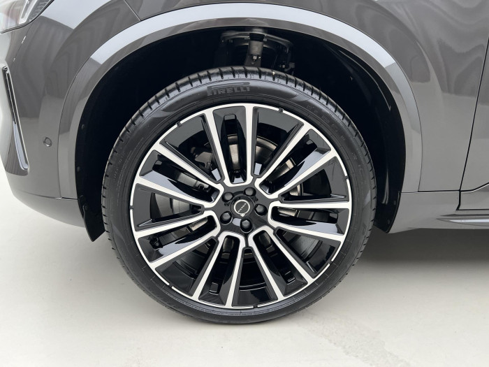 Volvo XC90 B5 AWD DARK ULTRA AUT