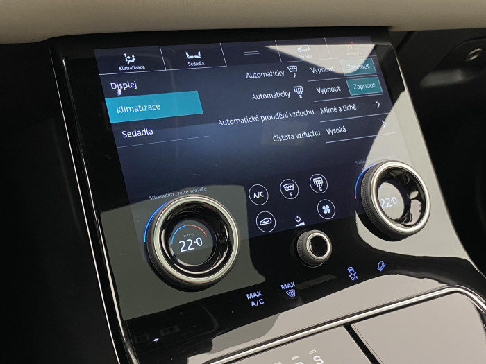 Land Rover Range Rover Velar D275 R-DYNAMIC AWD REZERVACE 3.0 d Dynamic