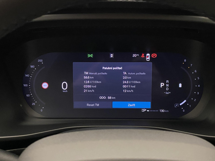 Volvo XC40 B3 AUT PLUS BLACK EDITION