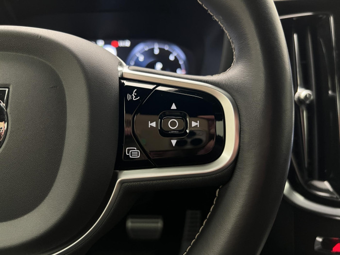 Volvo V60 D3 AWD R-DESIGN AUT 2.0 d