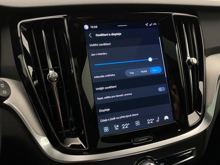 Volvo V60 B4 AUT DARK PLUS