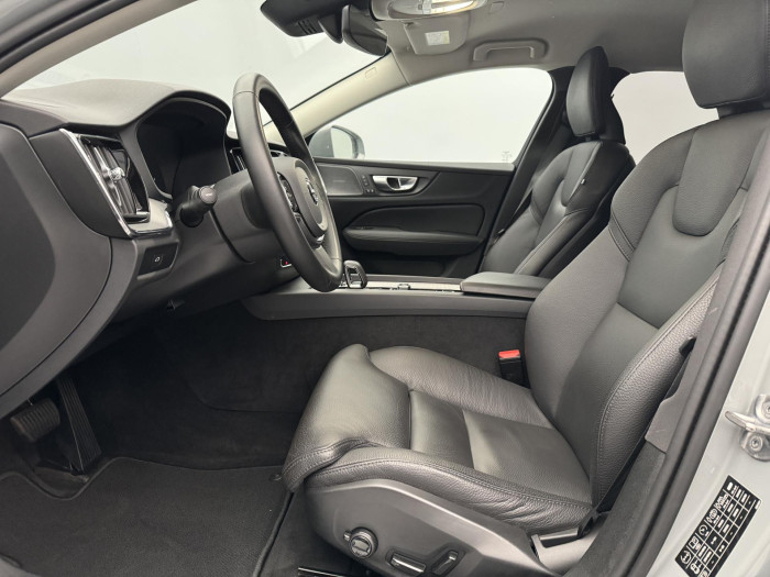 Volvo V60 CC B5 AWD PLUS AUT 1.maj