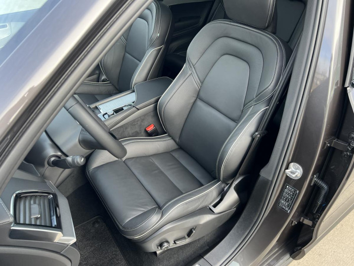 Volvo XC90 B5 AWD ULTIMATE DARK Aut 1.maj