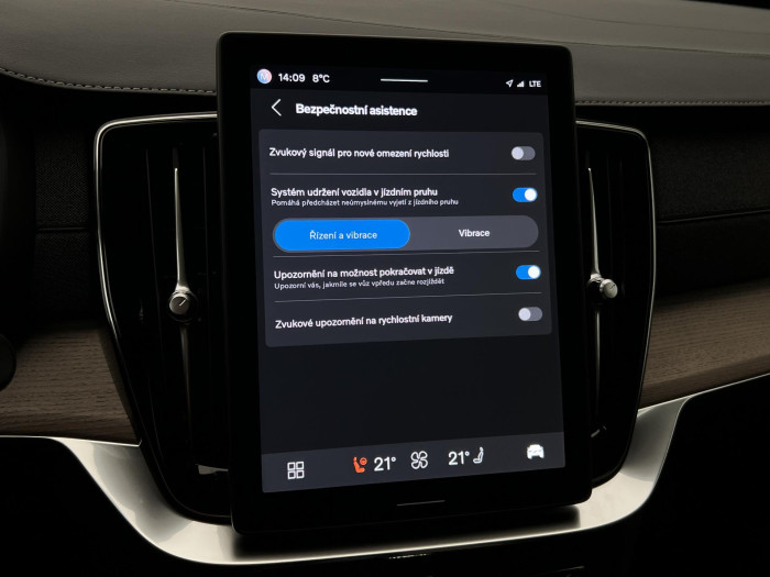 Volvo XC90 B5 AWD PLUS BRIGHT 7MÍST CZ