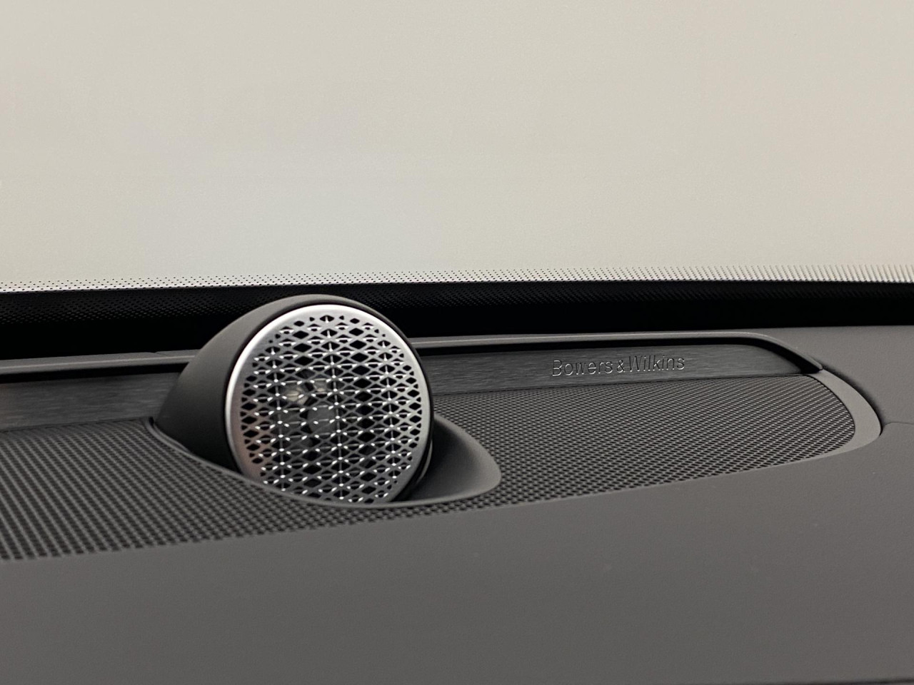 Volvo XC90 T8 AWD RECHARGE DARK ULTRA 7