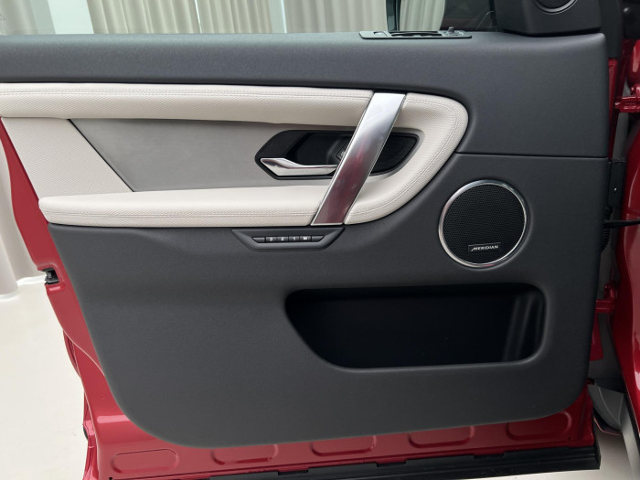 Land Rover Discovery Sport D165 R-DYNAMIC SE CZ APPROVED 2.0 d Dynamic SE