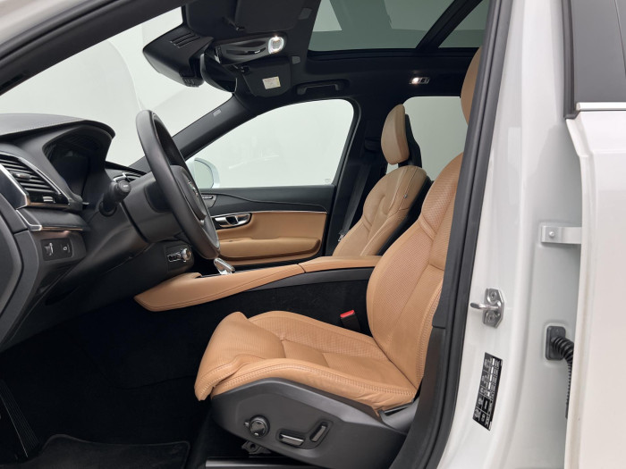 Volvo XC90 B5 AWD INSCRIPTION 7MÍST CZ