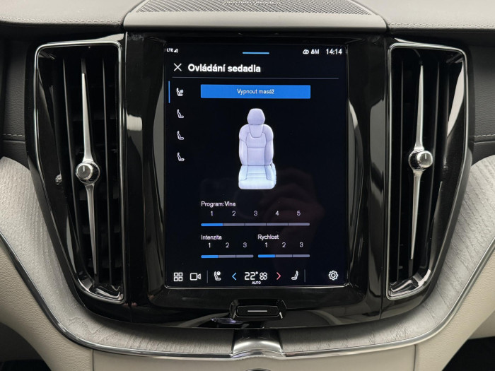 Volvo XC60 B5 AWD DARK ULTRA CZ 1.maj