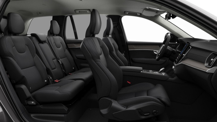 Volvo XC90 B5 AWD DARK PLUS