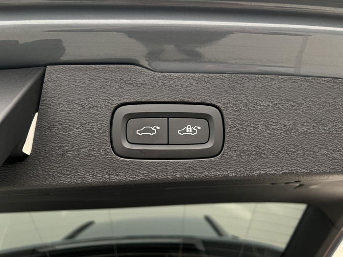 Volvo V60 B3 CORE AUT 1.maj.