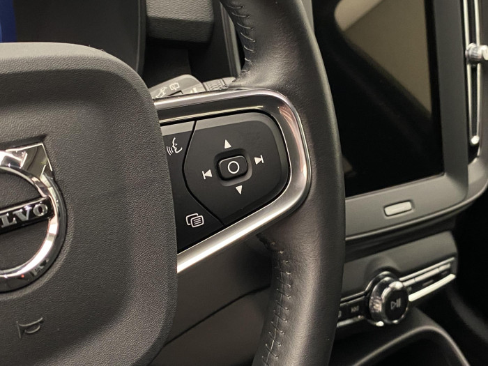 Volvo XC40 T3 KINETIC AUT CZ 1.maj