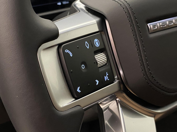 Land Rover Discovery D300 AWD DYNAMIC HSE REZERVACE 3.0 d Dynamic