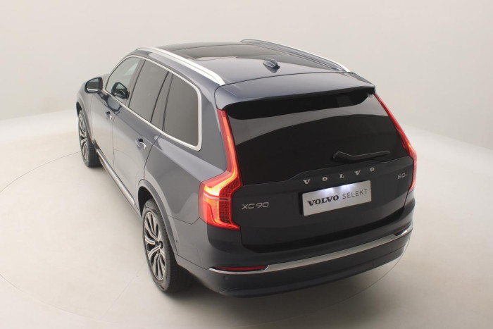 Volvo XC90 B5 AWD PLUS BRIGHT REZERVACE