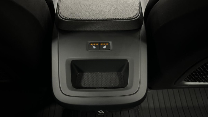 Volvo V90 D4 MOMENTUM AUT REZERVACE 2.0 d Momentum