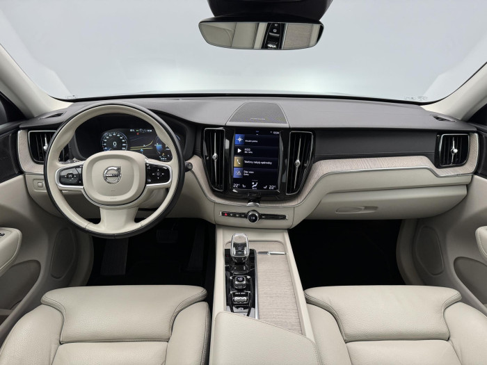 Volvo XC60 T6 AWD RECHARGE INSCRIPTION