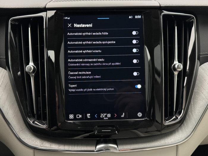 Volvo XC60 T6 AWD RECHARGE PLUS BRIGHT CZ