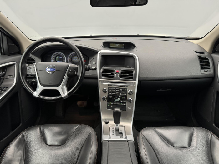 Volvo XC60 SUMMUM AUT CZ 1.maj 2.4 Summum