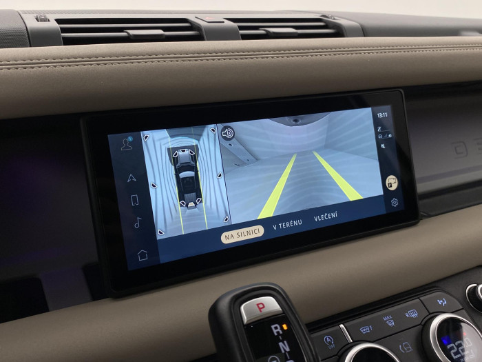 Land Rover Defender 110 P400 SE AWD AUT REZERVACE 3.0 SE